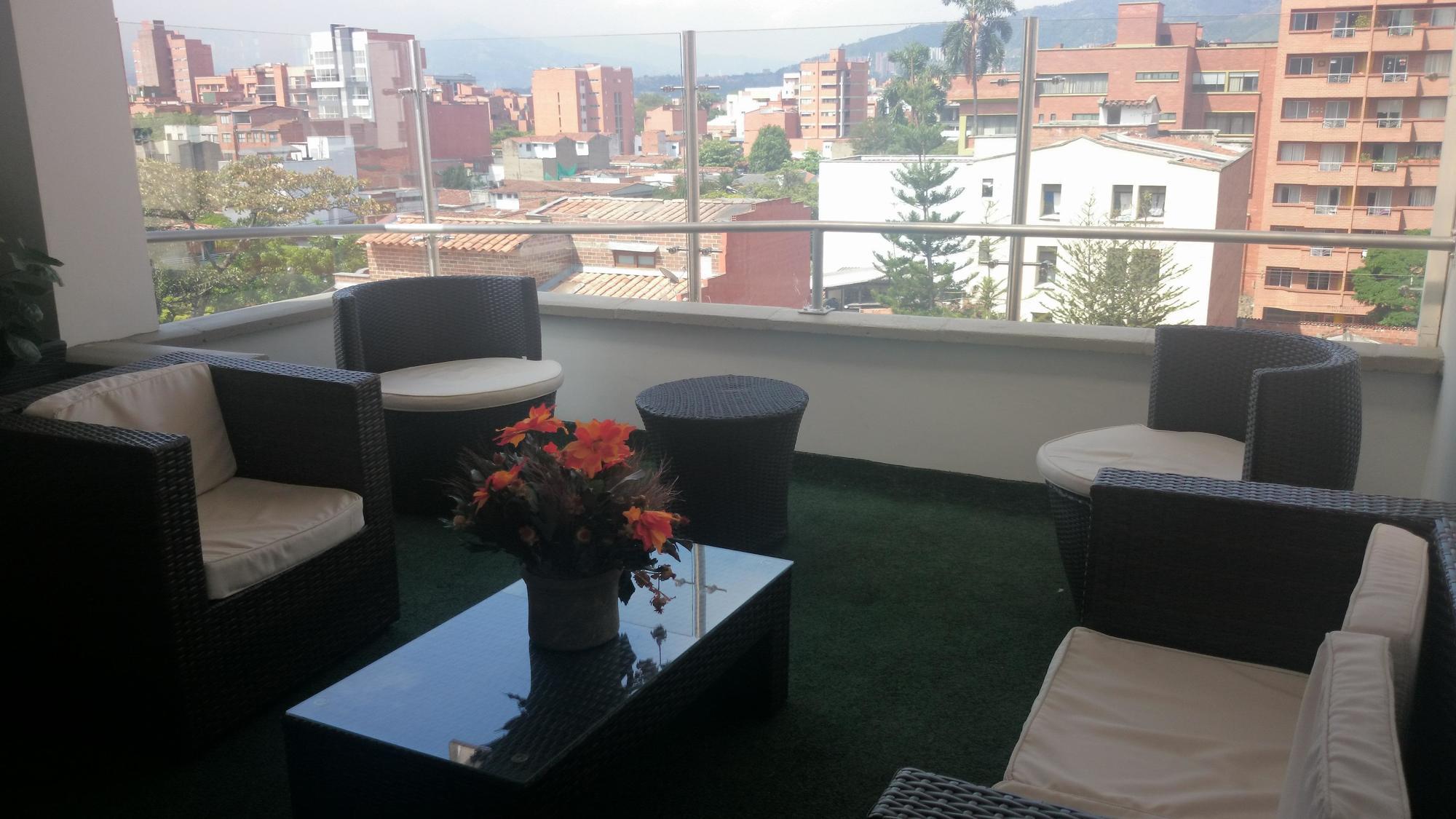 Hotel Suite Comfort Medellín Exterior foto
